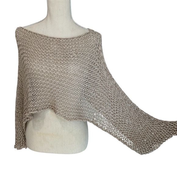 Natacha Paris Loose Knit Shrug Poncho Tan NWT Women’s One Size - Picture 2 of 7